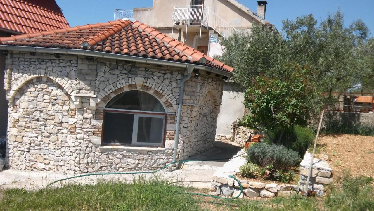 Ferienwohnung Ruza Skradin Exterior foto