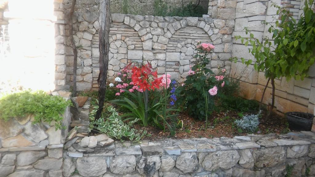 Ferienwohnung Ruza Skradin Exterior foto