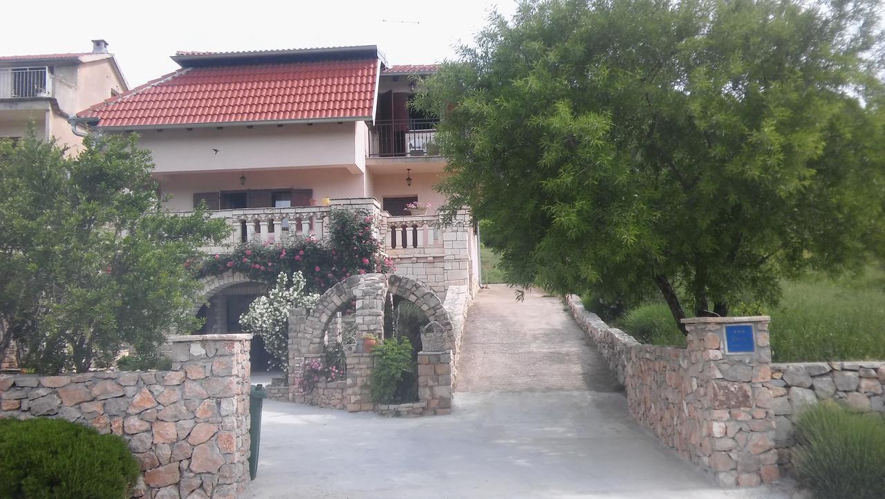 Ferienwohnung Ruza Skradin Exterior foto